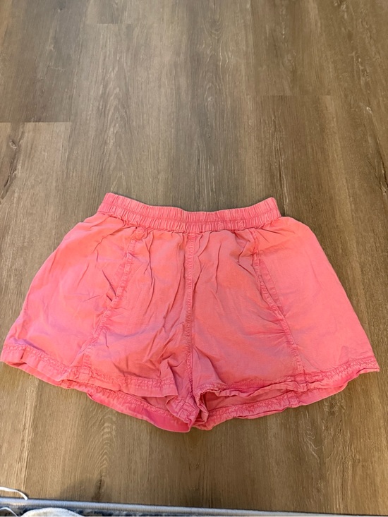Free People Pants - Free people pink elastic waist shorts